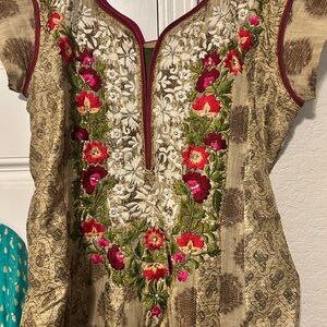 Floral Embroidered Women's Ethnic Dress